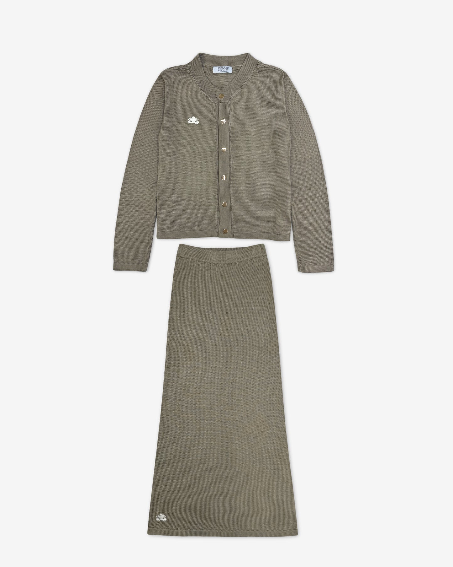 Костюм из шелка | кофе с молоком