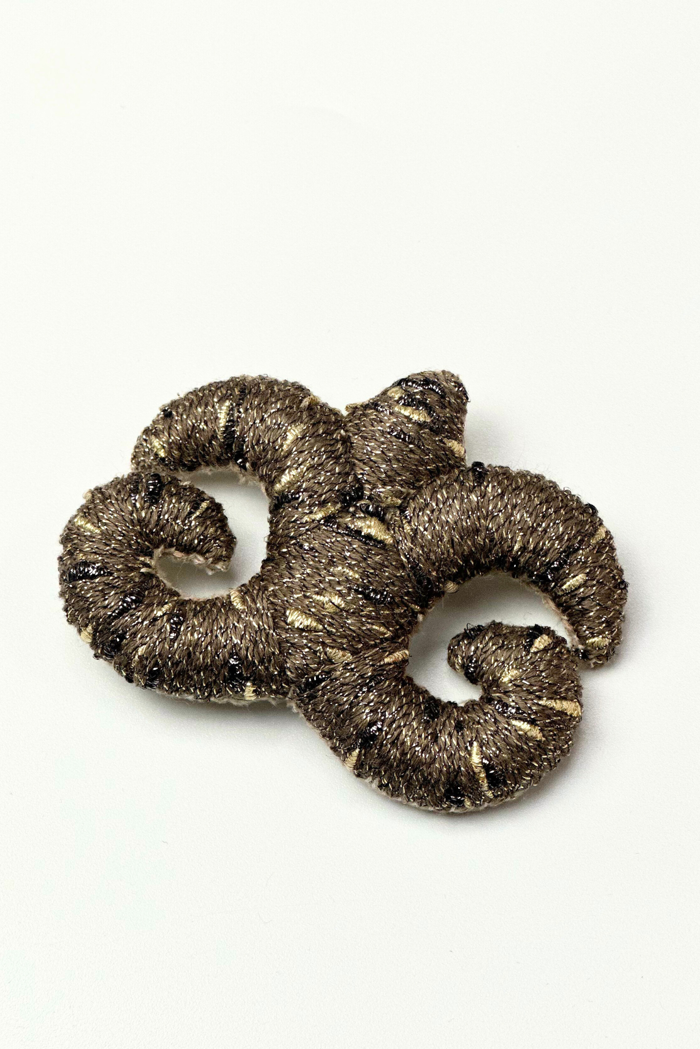 "Accel Erlanovna" Brooch | chocolate with lurex