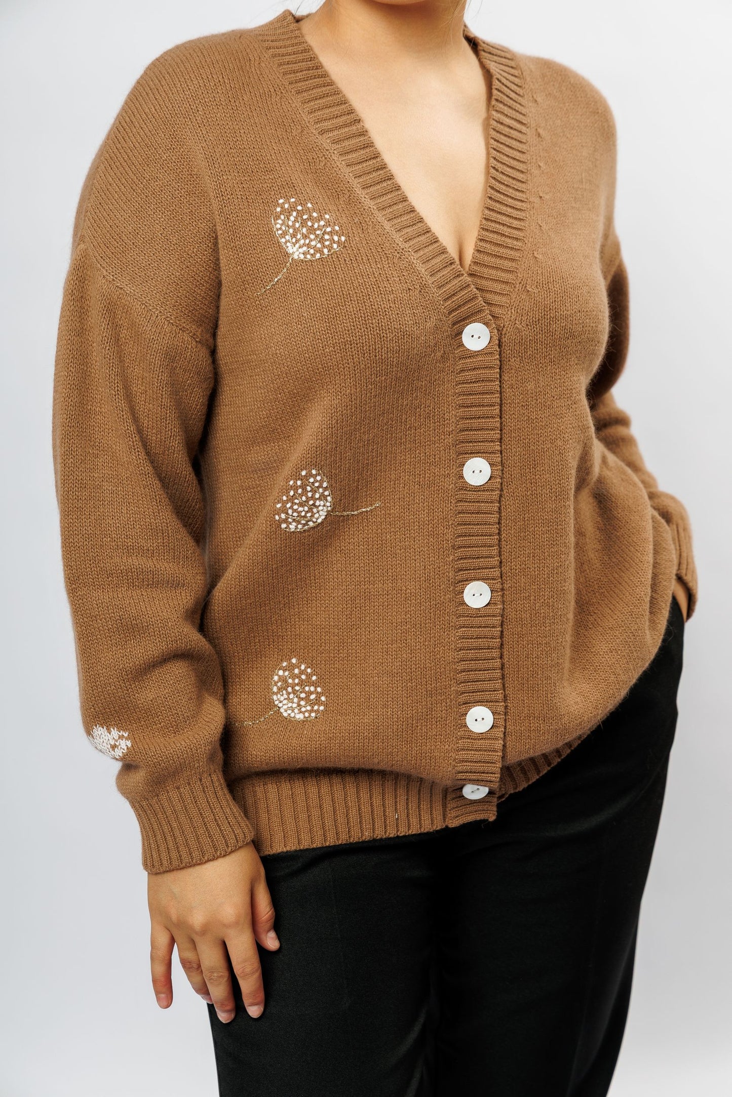 "Dandelion" Cardigan | wooden