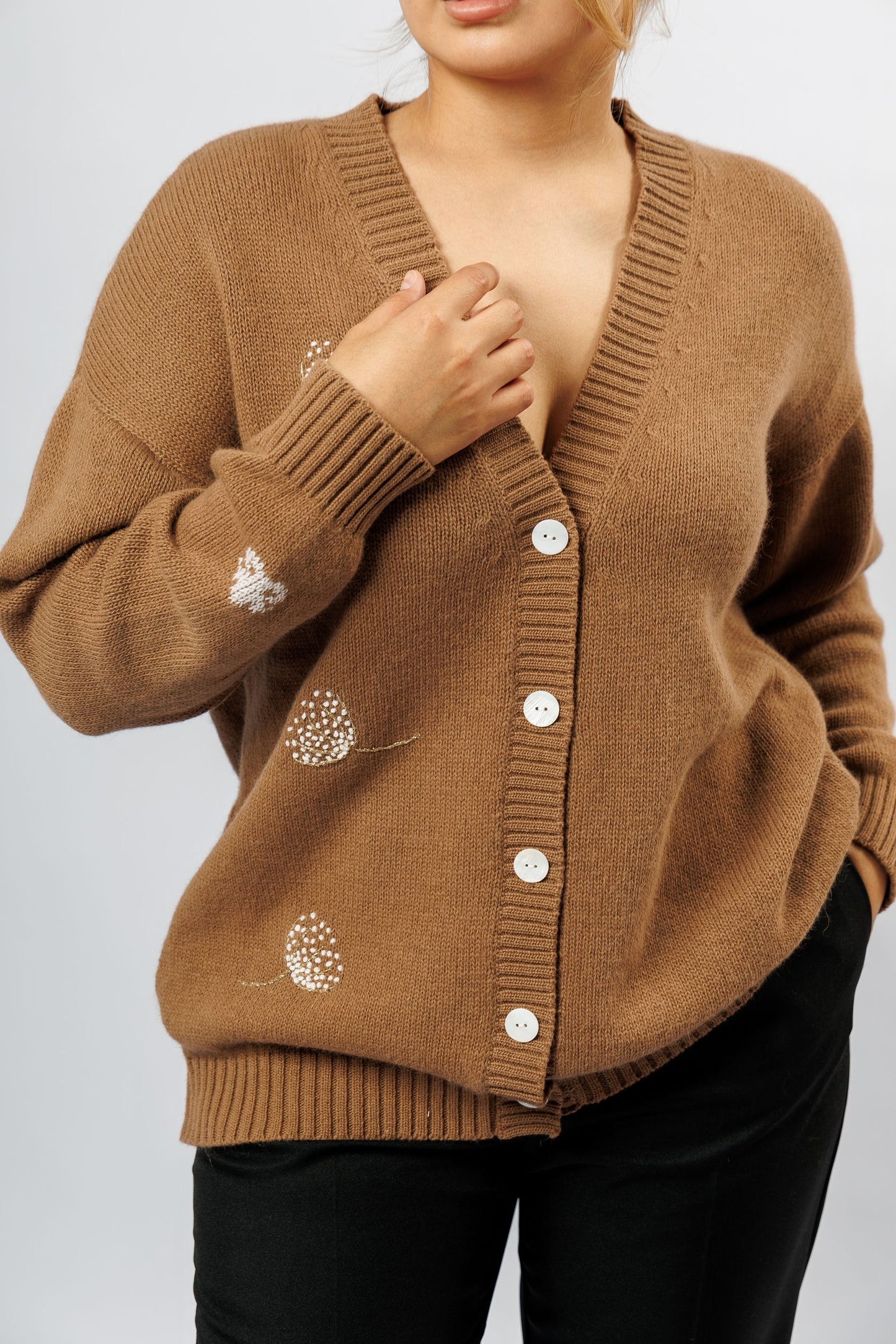 "Dandelion" Cardigan | wooden