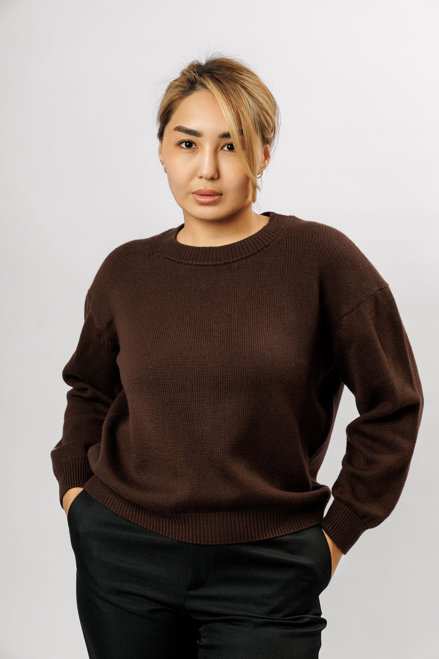"Nami" Sweater | dark chocolate