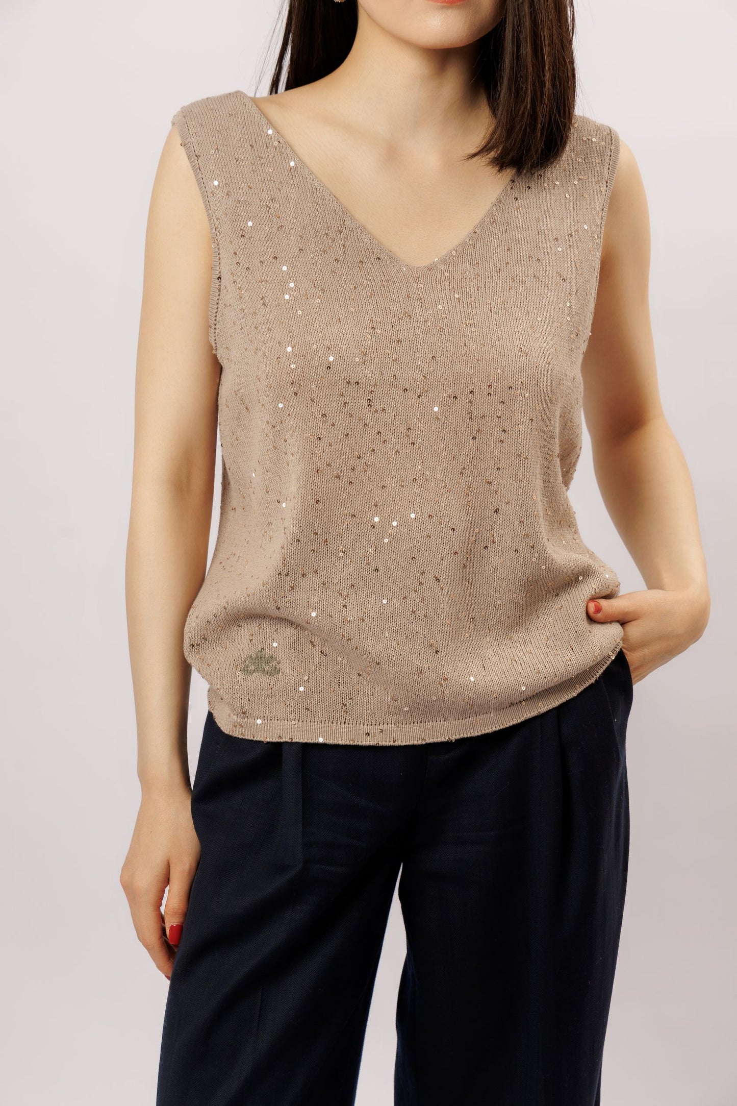 Top "Shine" V-neck | coffee with milk
