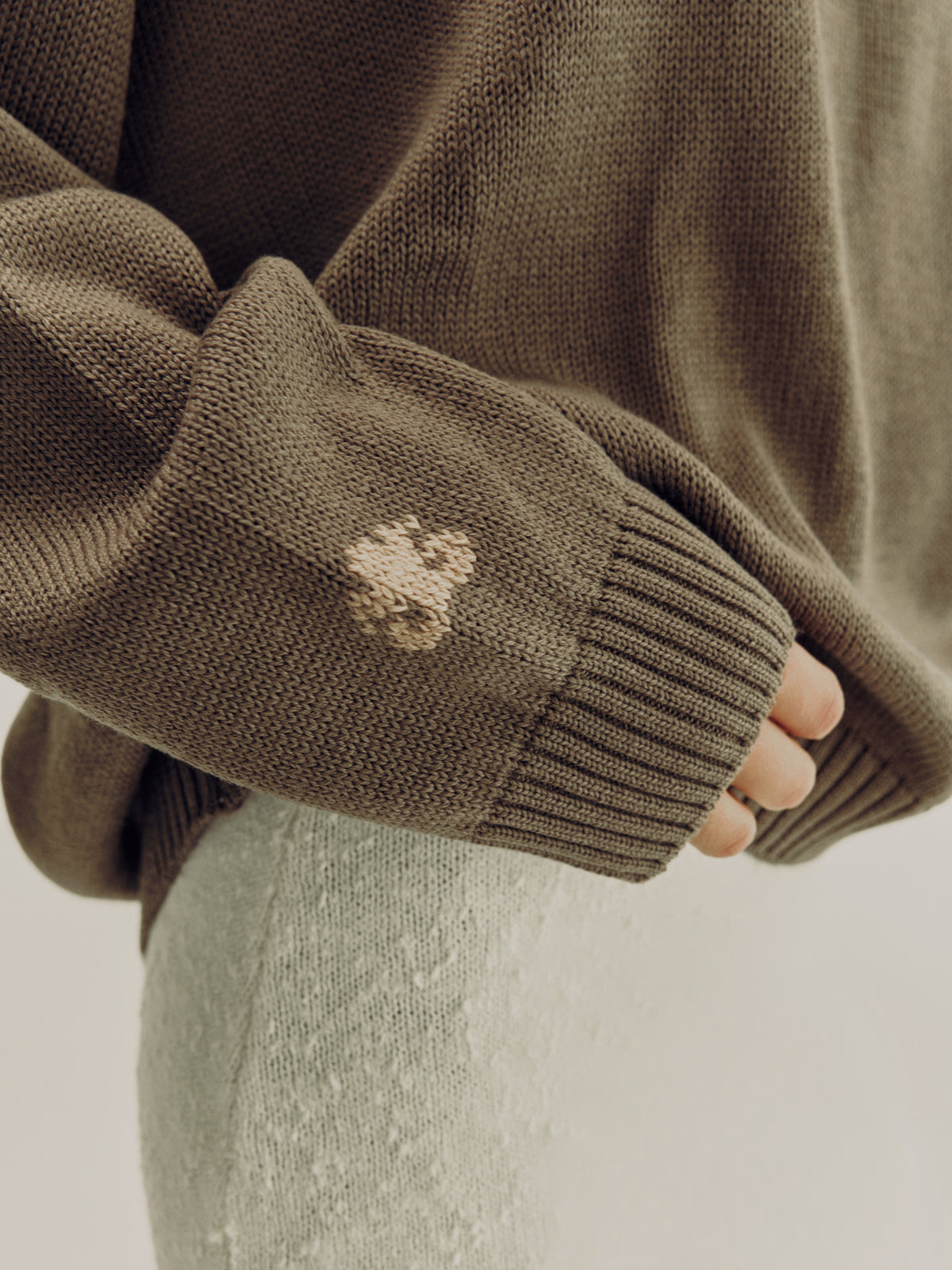 "Arka" сrew neck sweater | taupe