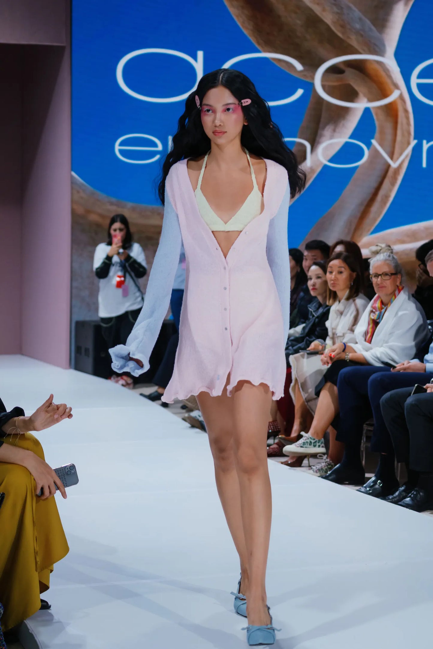 платье мини "Elsa" | розовое с голубыми рукавами