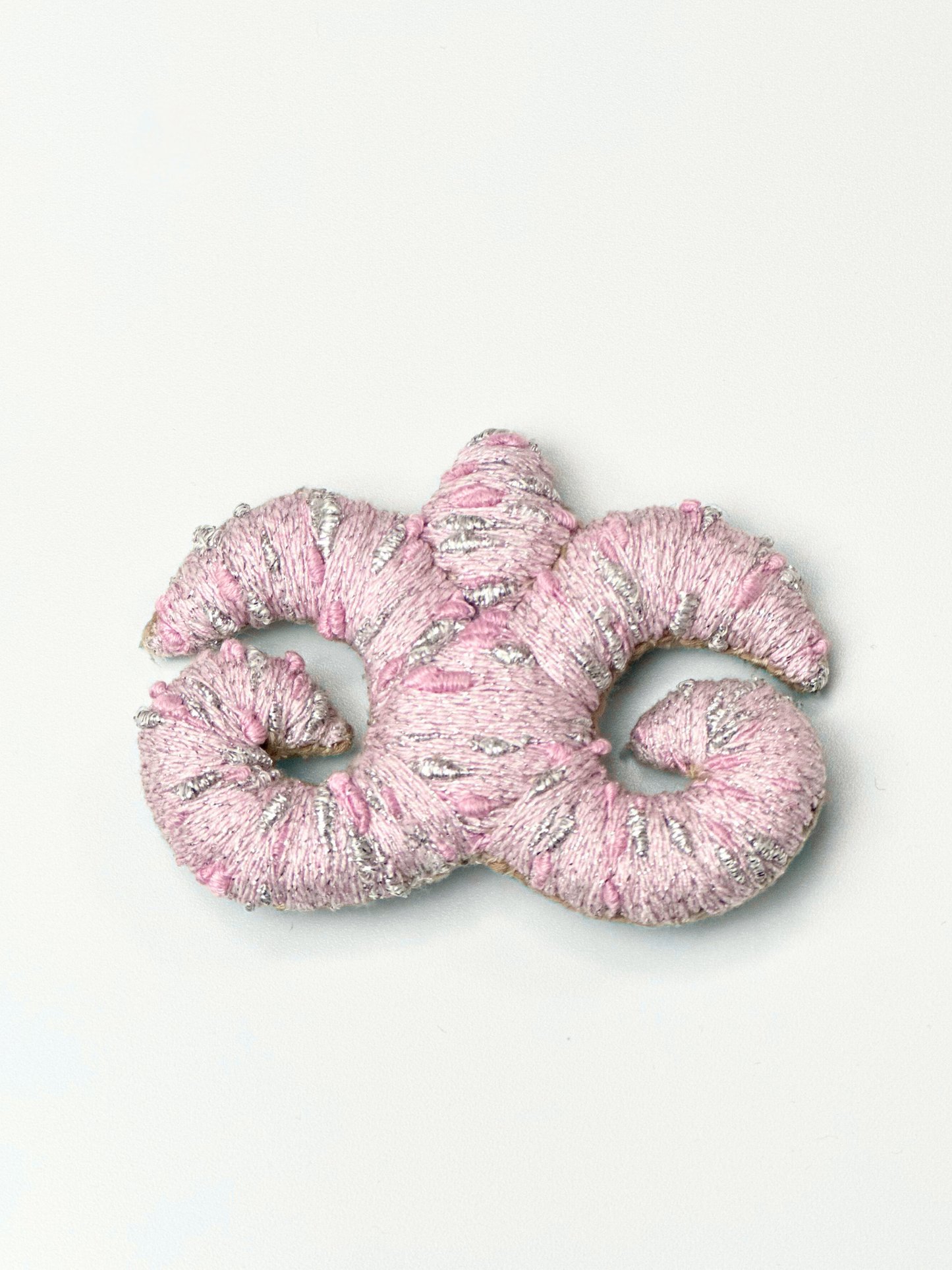 Брошь "Accel Erlanovna" | розовый с серебряным люрексом